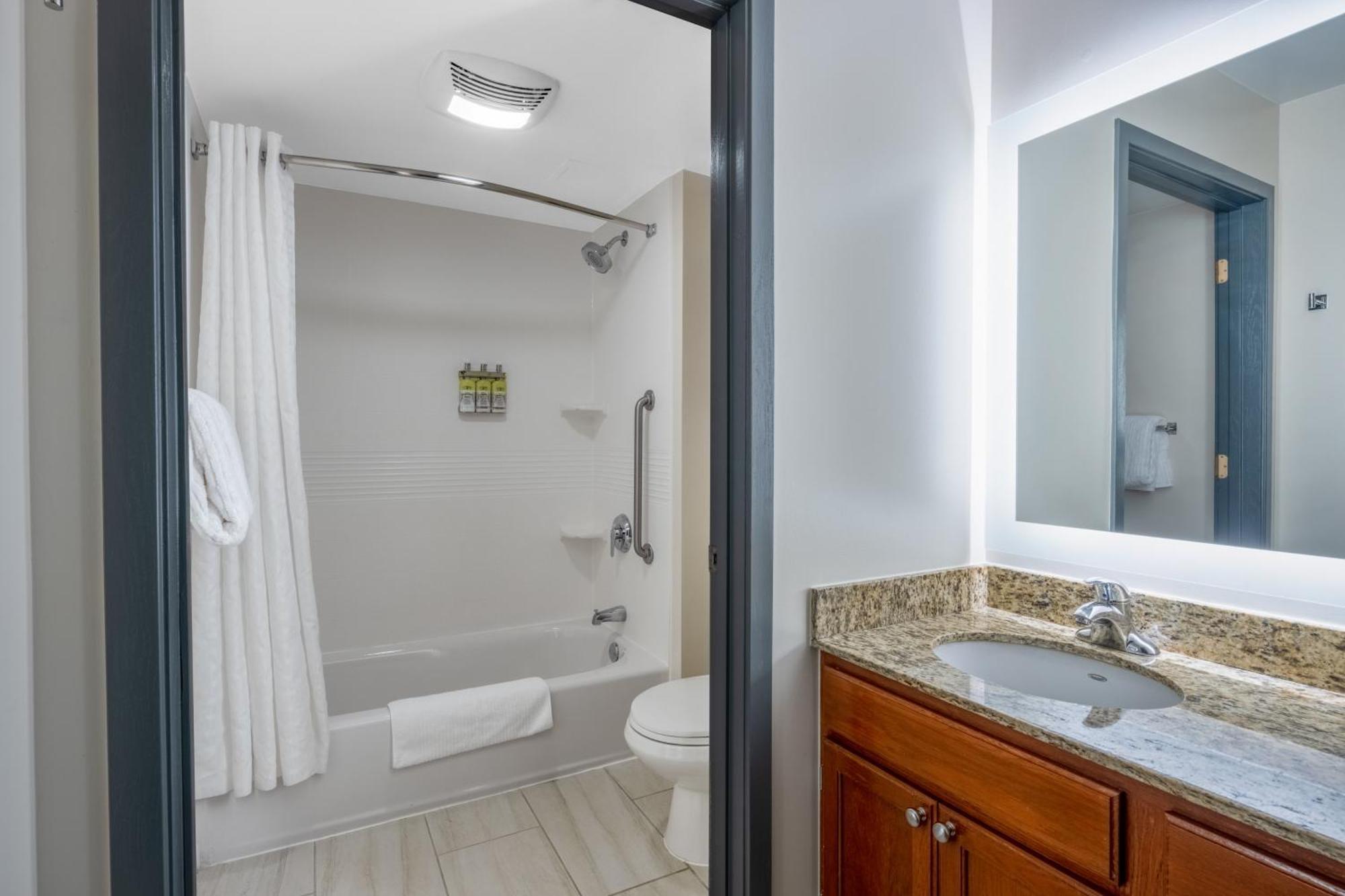 Candlewood Suites - Boston North Shore - Danvers By Ihg Eksteriør bilde